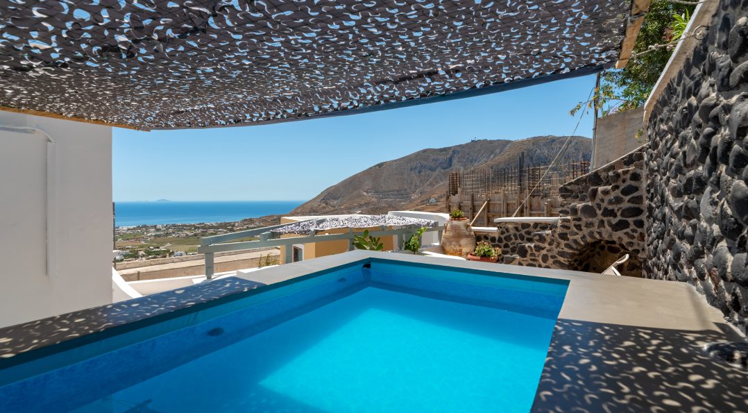 Private Plunge Pool with View